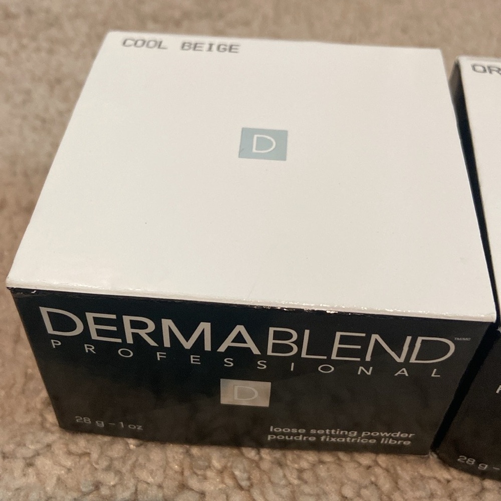 Dermablend professional, loose setting powder